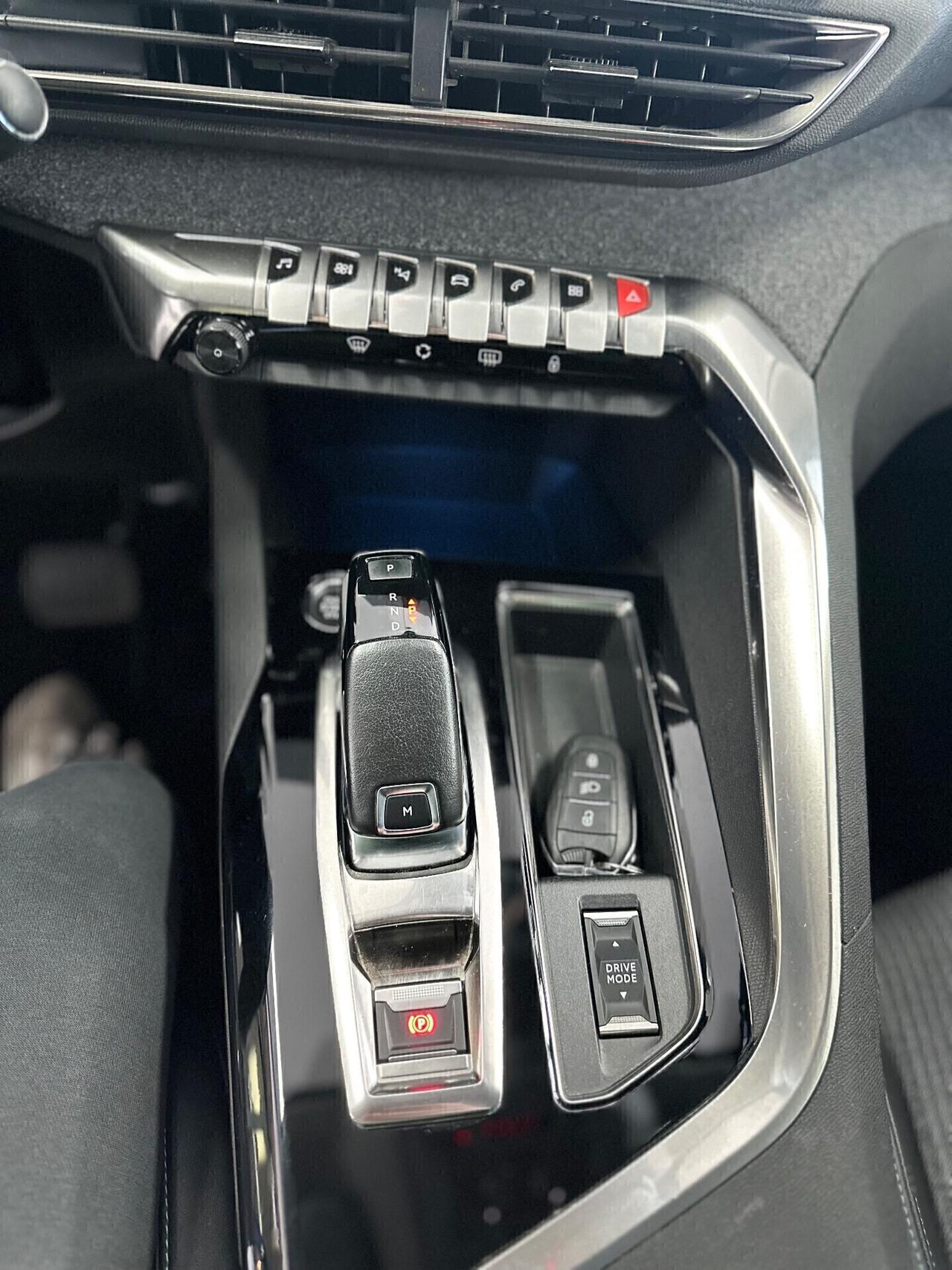 Peugeot 3008 1.5 130CV ALLURE