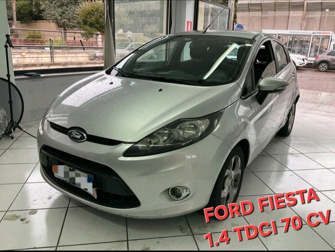 Ford Fiesta 1.4 TDCi 70CV 5 porte Titanium