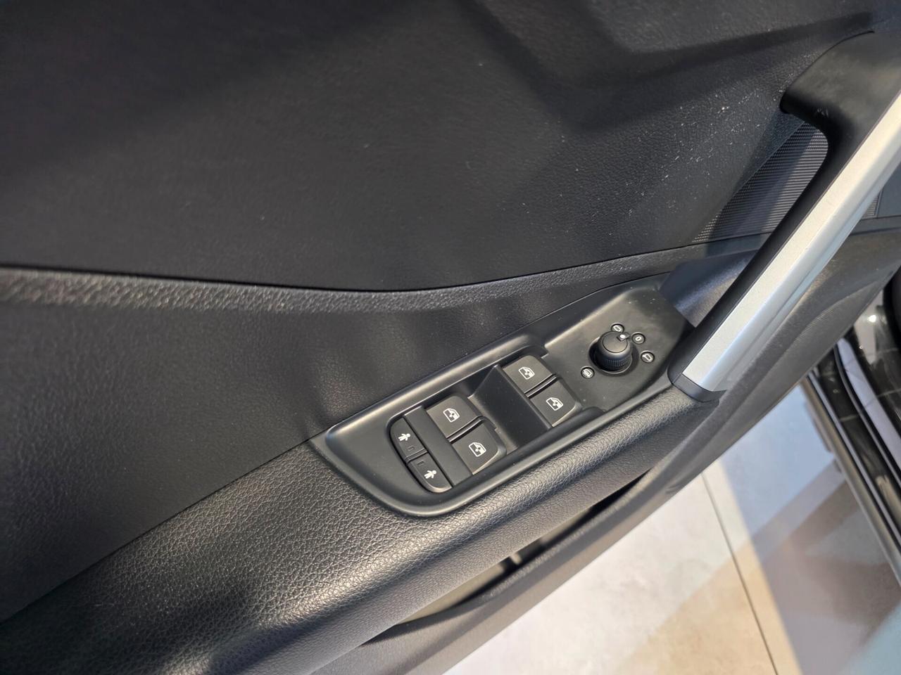 Audi Q2 30 TDI S tronic Business