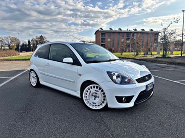 Ford Fiesta 2.0 16V 3p. ST 150cv