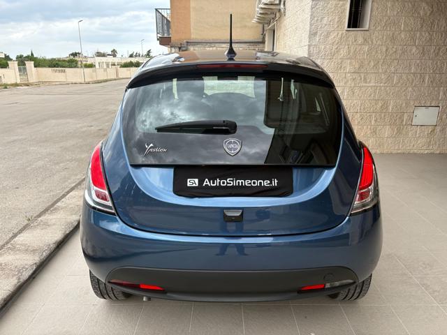 LANCIA Ypsilon 1.0 FireFly 5 porte S&S Hybrid Gold 5 posti.
