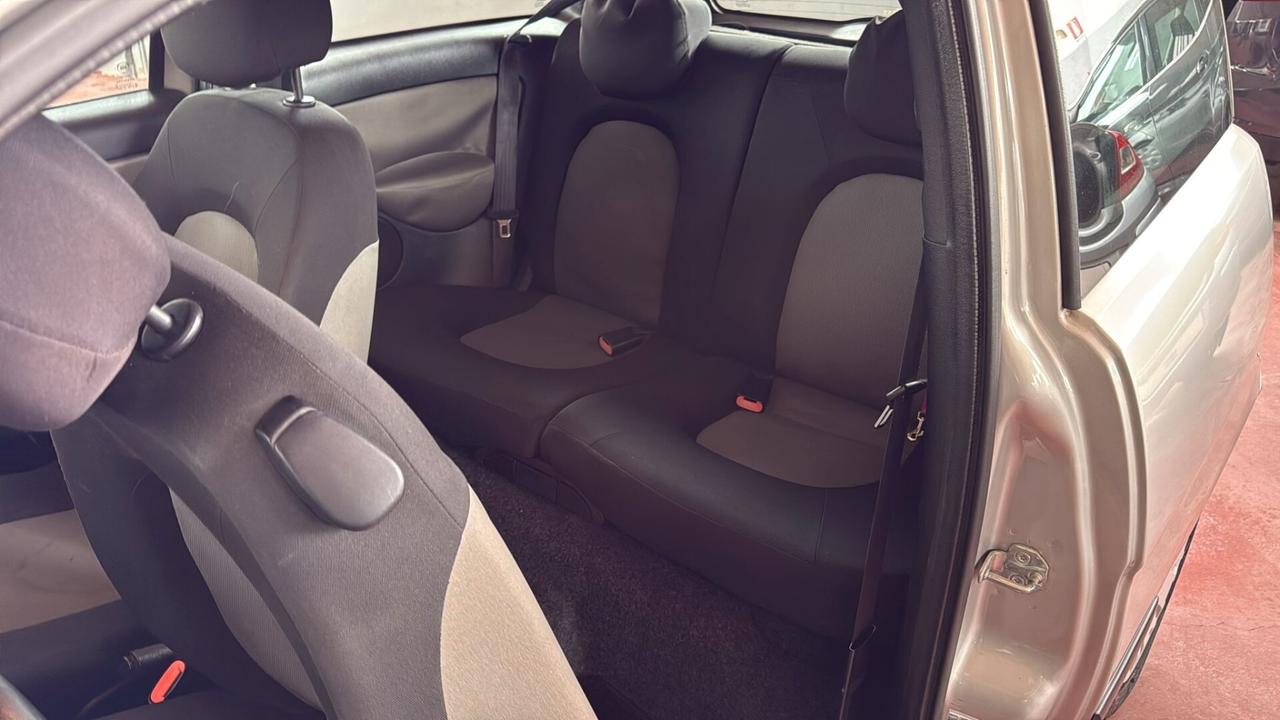 Lancia Ypsilon 1.2 Argento