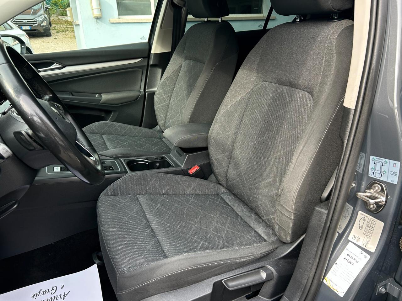 Volkswagen Golf 1.5 TGI DSG Life 2021