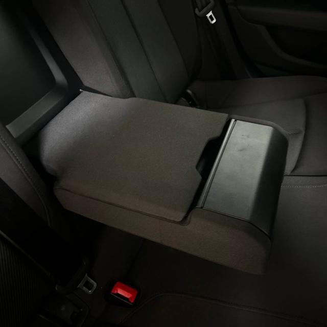 AUDI A6 Avant 40 2.0 TDI S tronic Business Sport TETTO