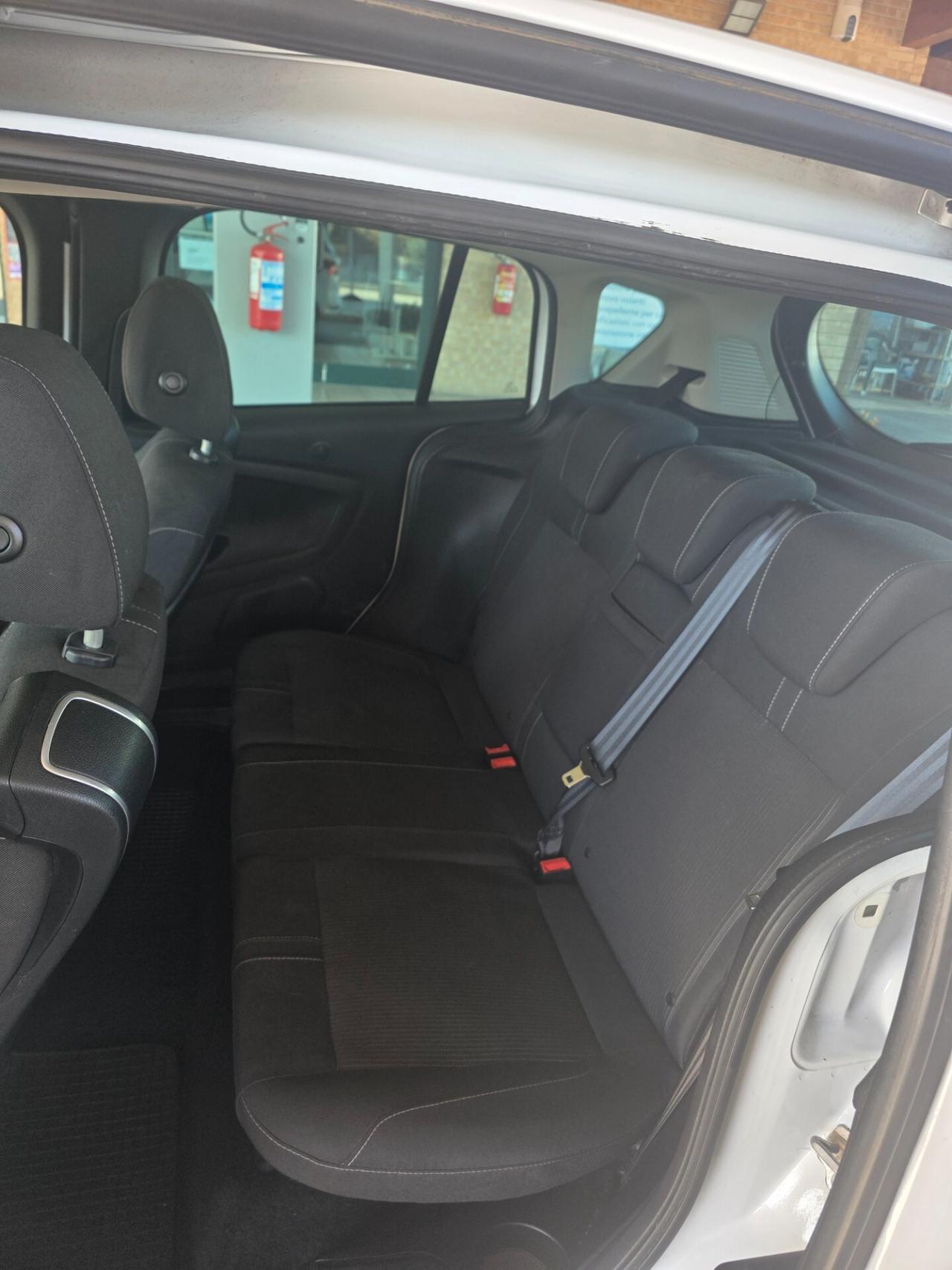Ford B-Max Neo patentati Titanium