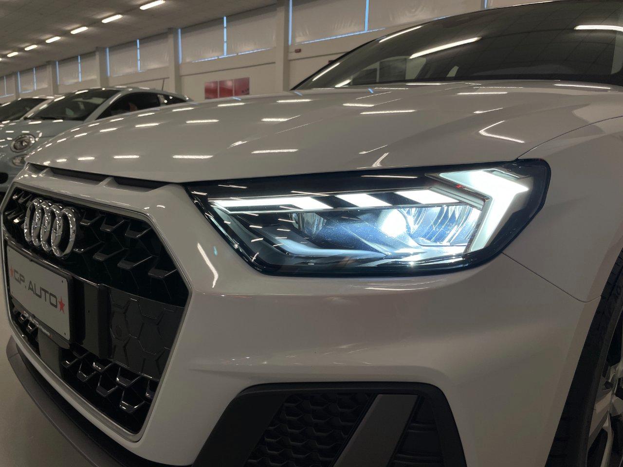 Audi A1 Sportback 30 1.0 tfsi S Line Edition 116cv