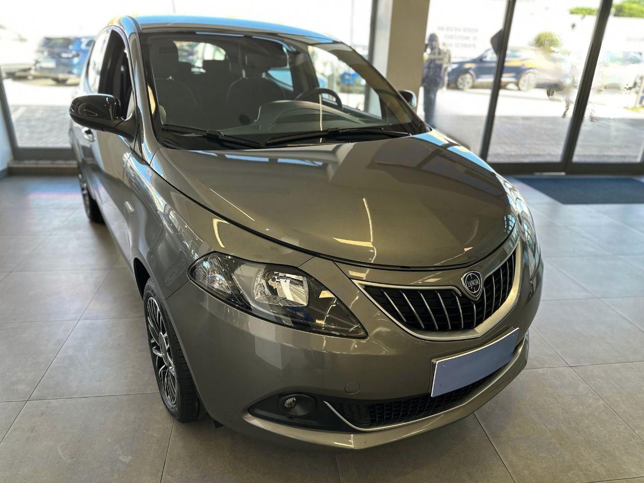 LANCIA Ypsilon III 2021 - Ypsilon 1.0 firefly hybrid Platino s&s 70cv