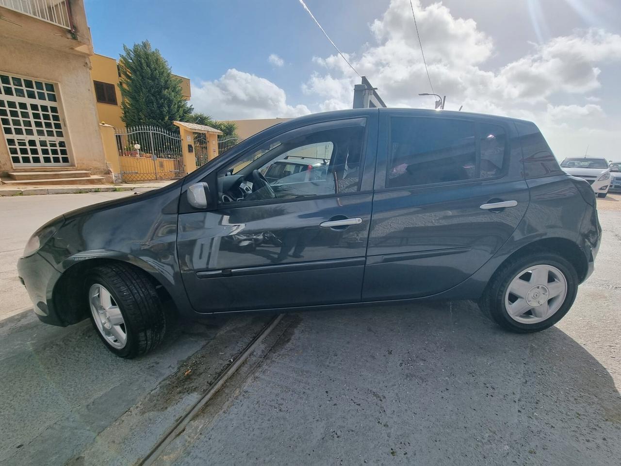 Renault Clio 1.5 dCi 85CV 5 porte Dynamique