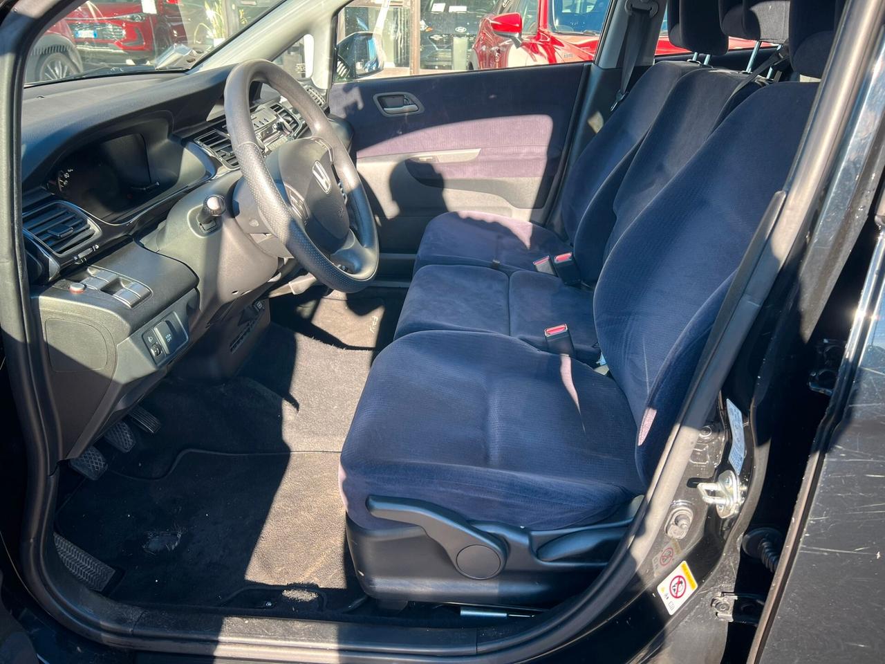 Honda FR-V 1.8 16V i-VTEC Executive