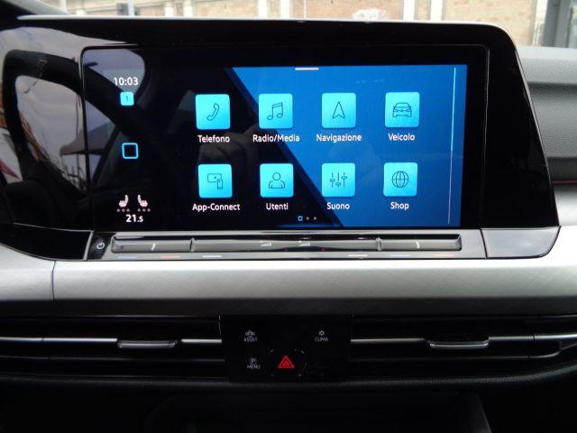 VOLKSWAGEN Golf 2000 TDI LIFE 150CV DSG NAVI CARPLAY LED ITALIA