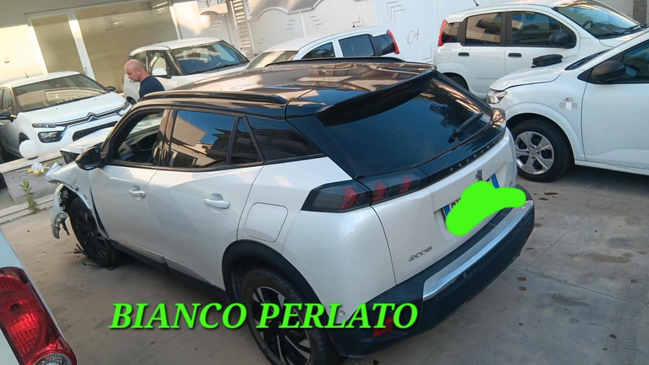 Peugeot 2008 GT INCIDENTATA SINISTRATA MONDIALCARS