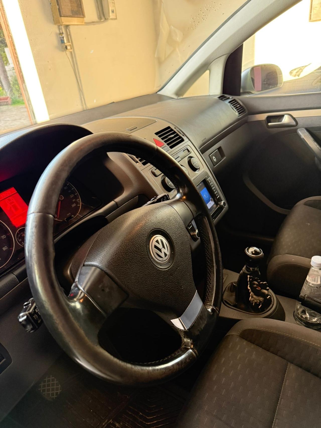 Volkswagen Touran 2.0 Conceptline Ecofuel