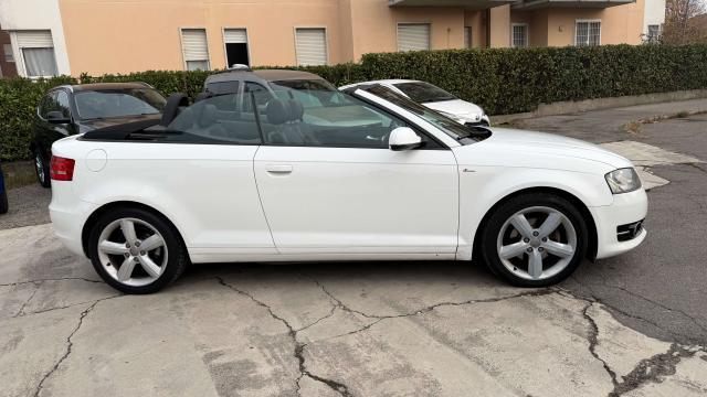 Audi A3 A3 II Cabriolet Cabrio 2.0 tdi s-Line