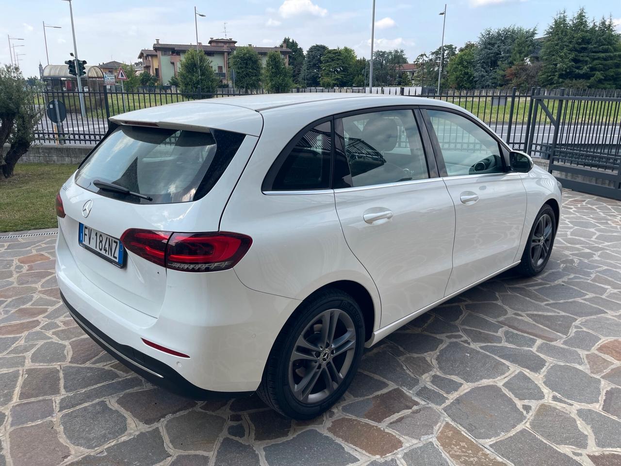Mercedes-benz B 180 d Automatic Sport