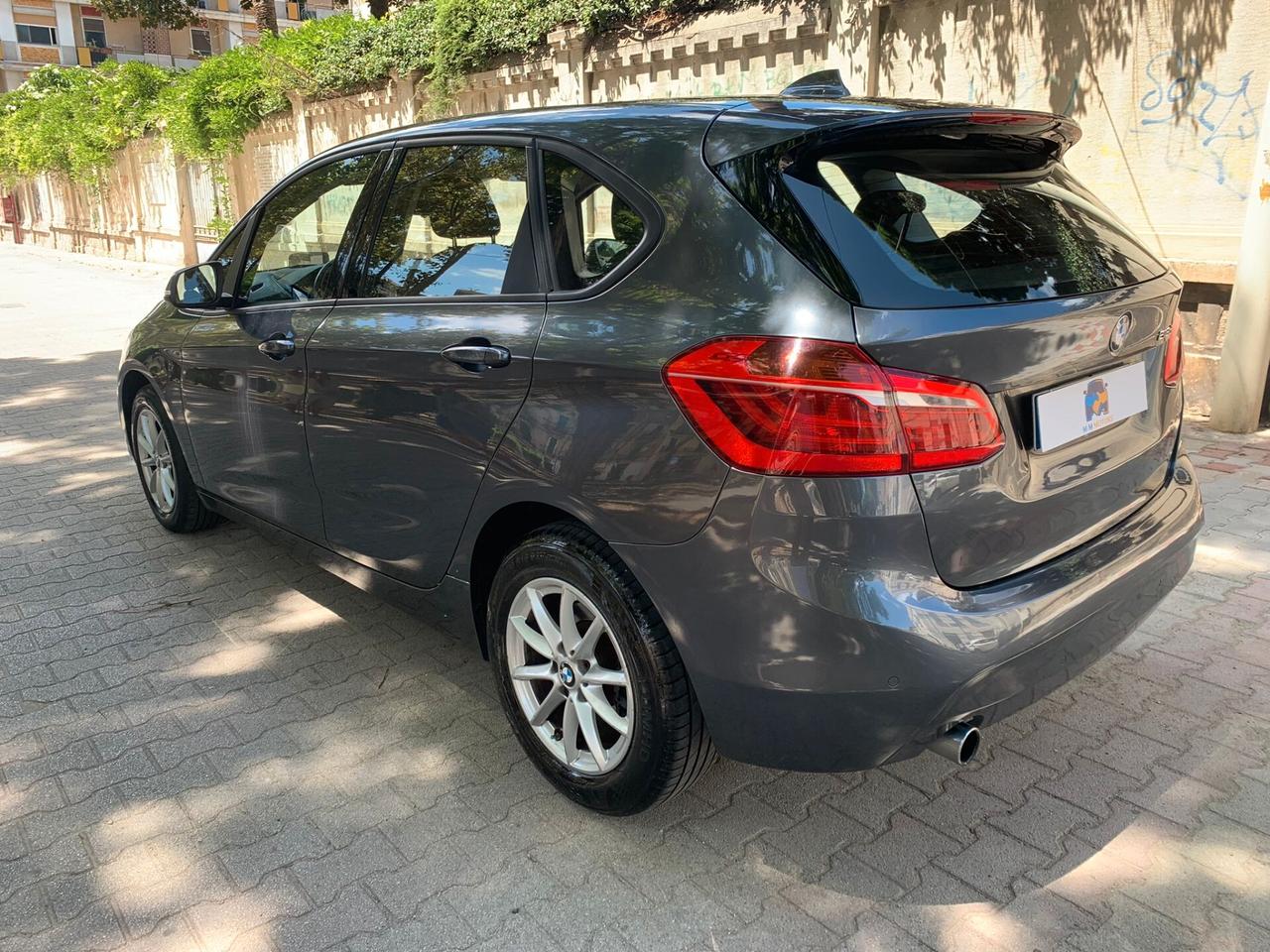 Bmw 2er Active Tourer 218d Advantage