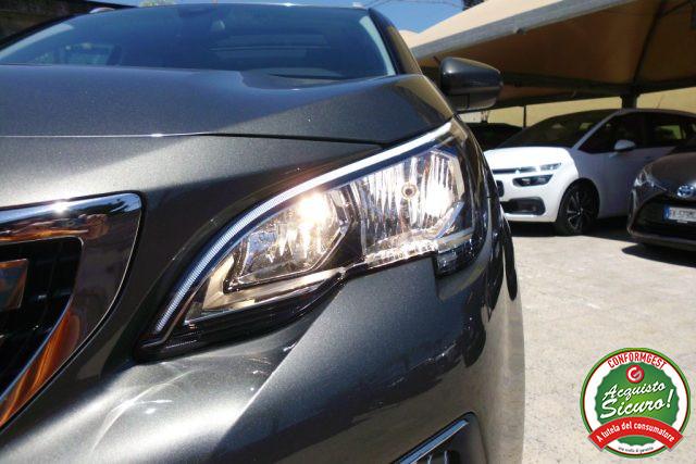 PEUGEOT 3008 BlueHDi 130 S&S EAT8 Business