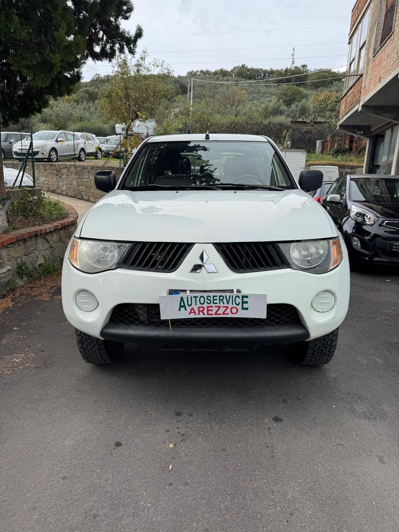 Mitsubishi L200 2.5 DI-D/136CV Double Cab Intense