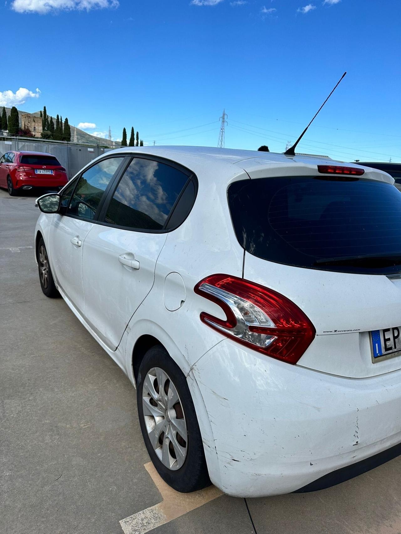 Peugeot 208 1.2 VTi 82 CV 5 porte Access
