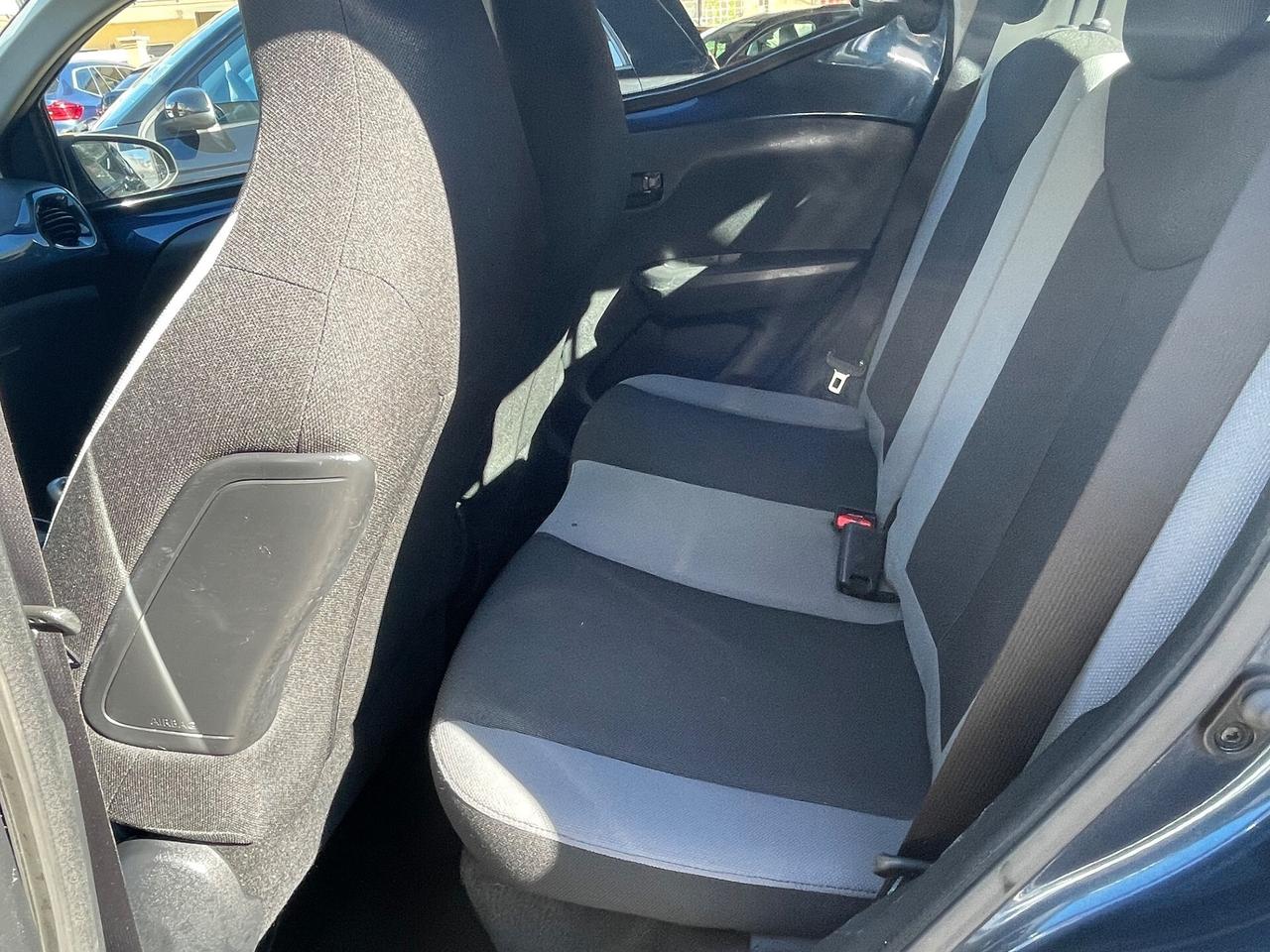 Toyota Aygo 1.0 12V VVT-i 3 porte Active Connect