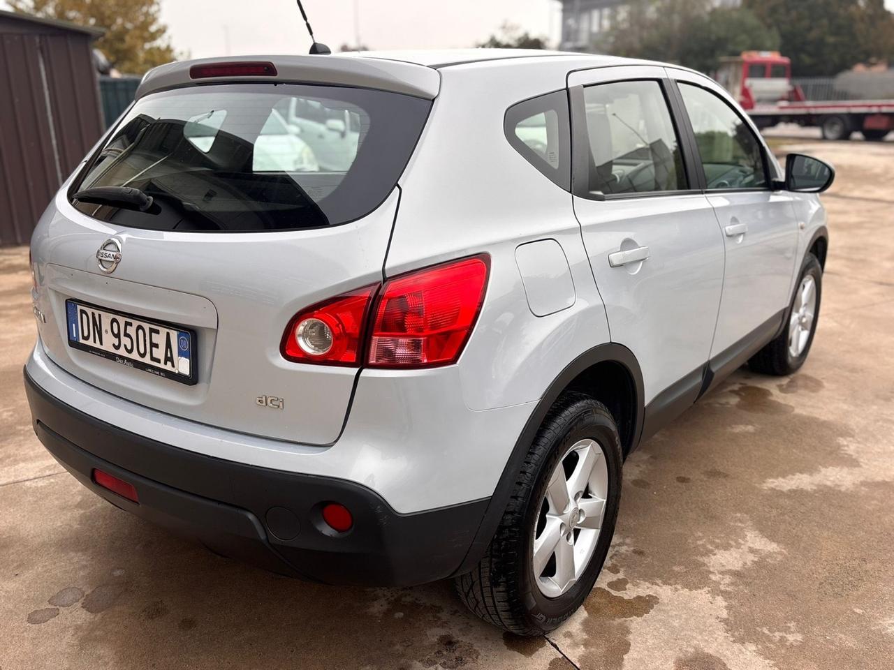 Nissan Qashqai 2.0 dCi DPF 4WD Tekna