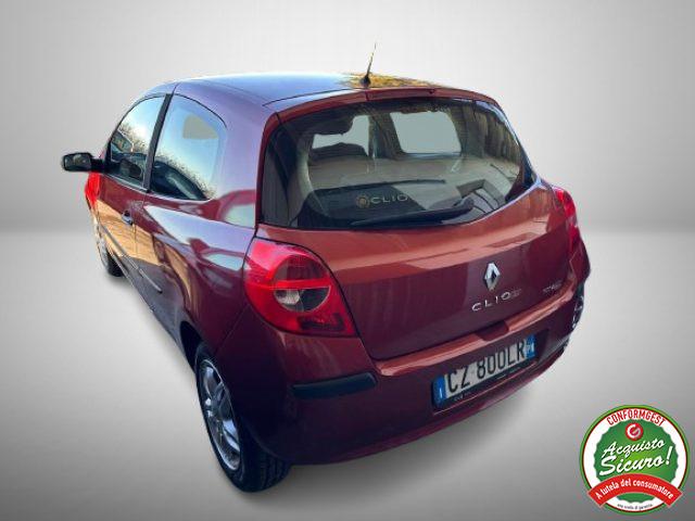 RENAULT Clio 1.4 16V 3 porte