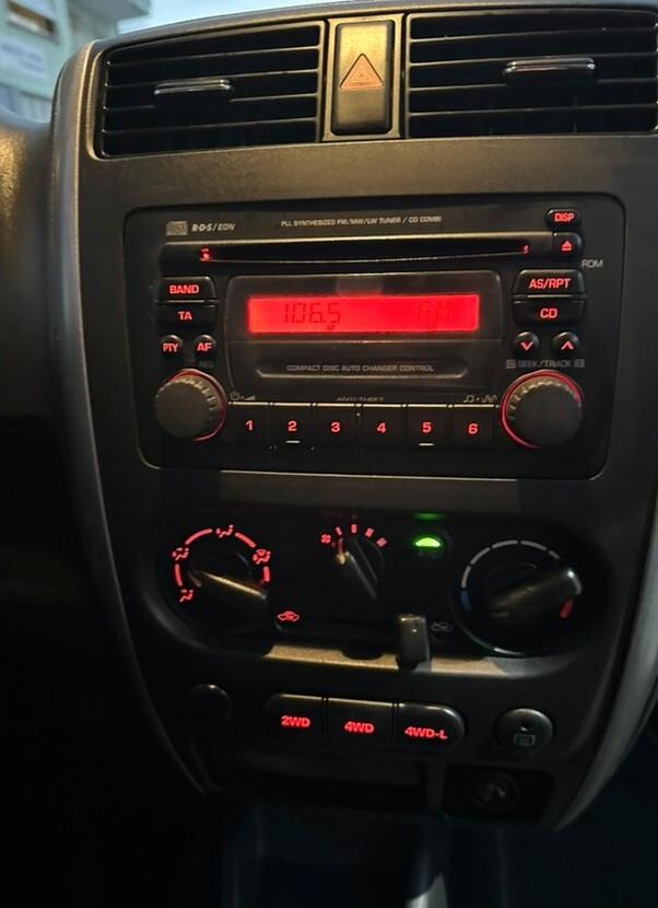 Suzuki Jimny 1.3i 16V 4WD UNICO PROPRIETARIO !!! GANCIO TRAINO