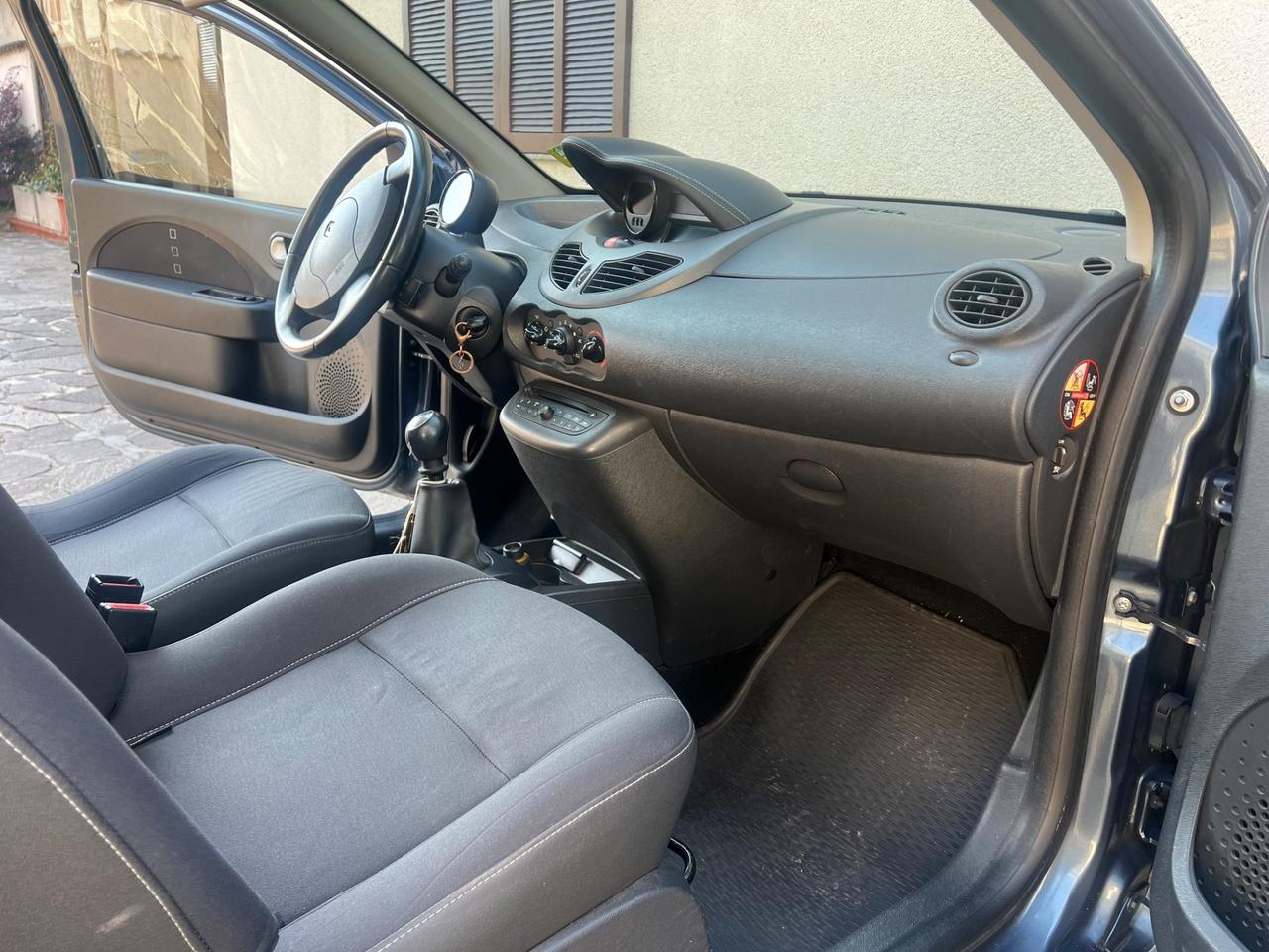 Renault Twingo 1.2 16V TCE Dynamique