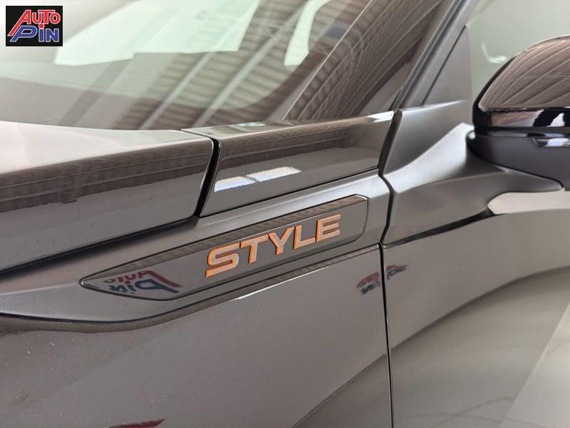 Peugeot 2008 Hybrid 145cv e-DCS6 Style auto