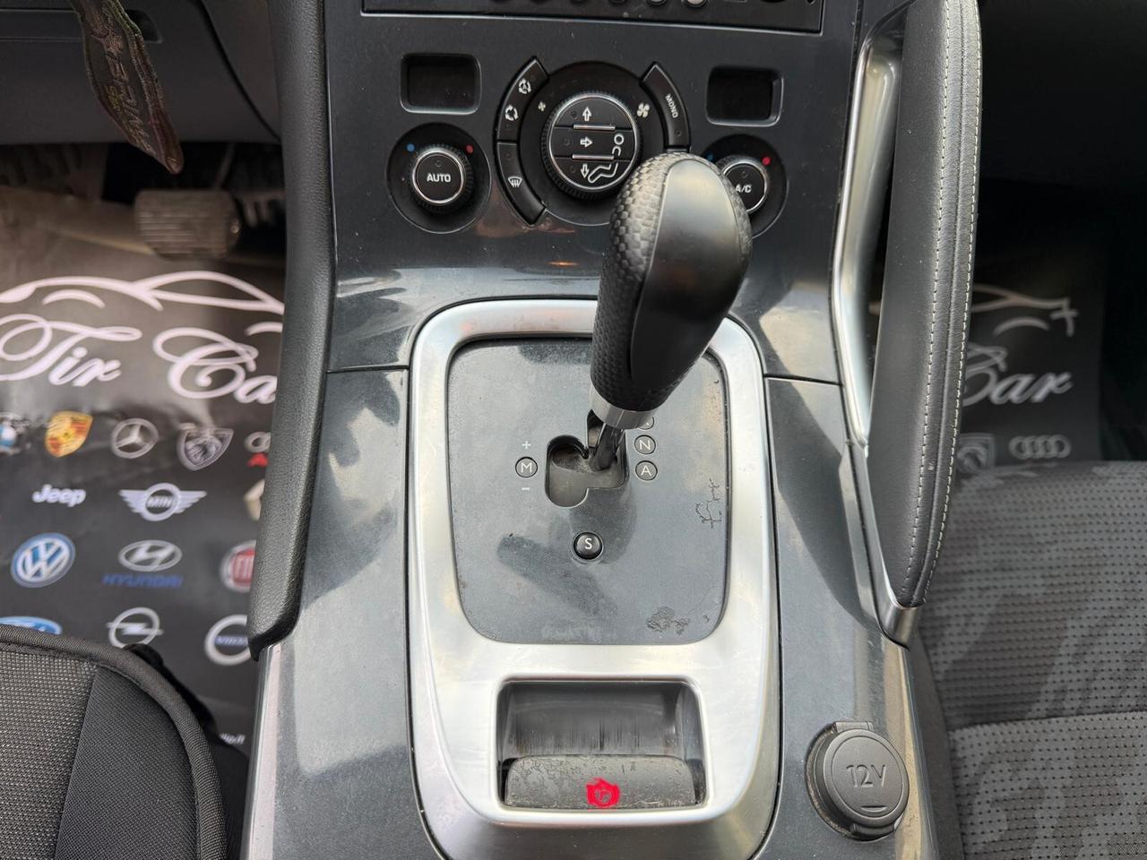 PEUGEOT 3008 1.6 HDI 109CV 80KW OK NEOPATENTATI ANNO 2010