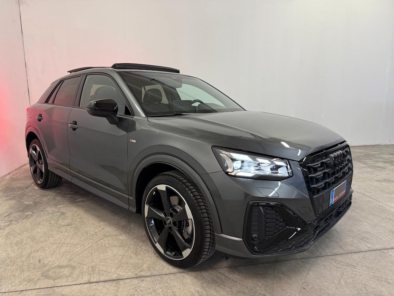 Audi Q2 40 Tfsi Identity Black Quattro Tetto Gancio Traino