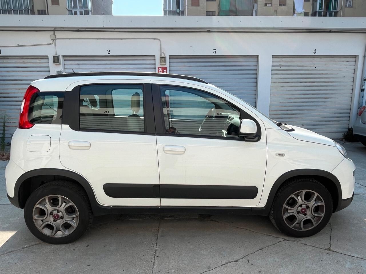 Fiat Panda 0.9 TwinAir Turbo Natural Power Trekking