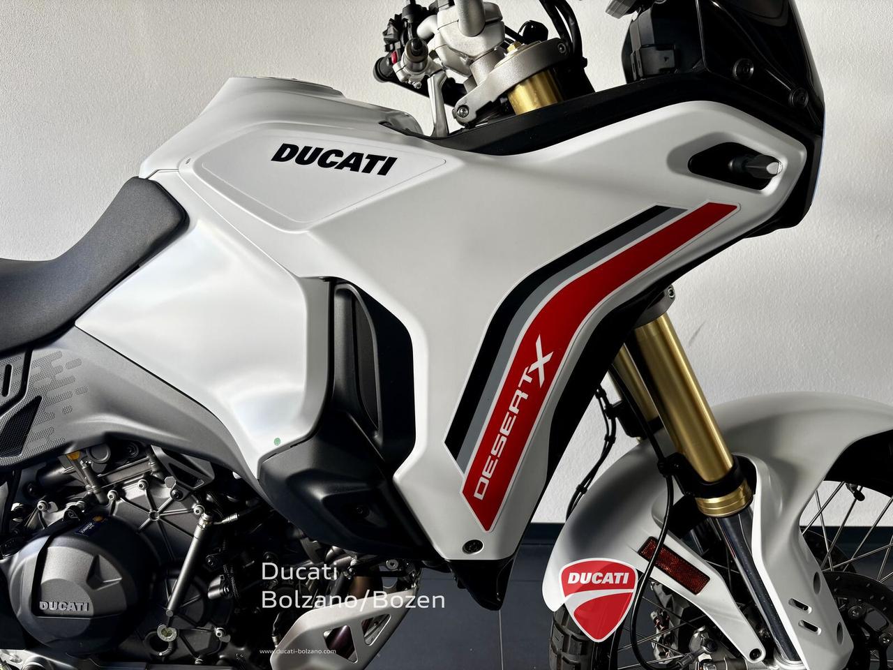 Ducati DesertX V2