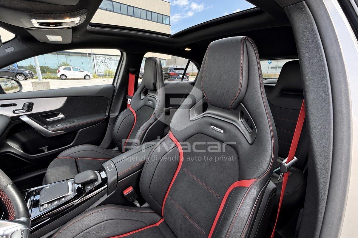 MERCEDES A 35 AMG 4Matic