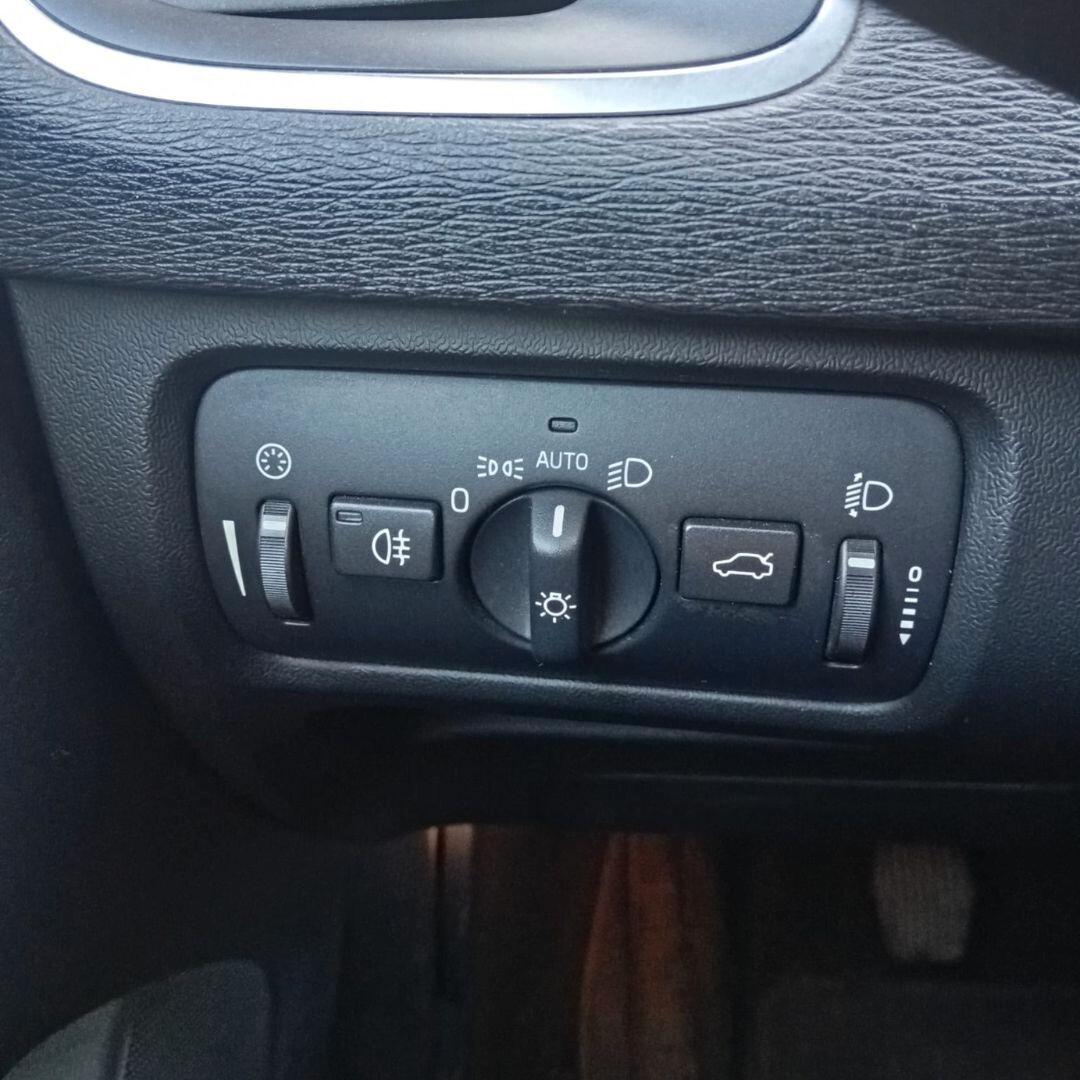 Volvo V40 1.6 diesel *LEGGI INFO*