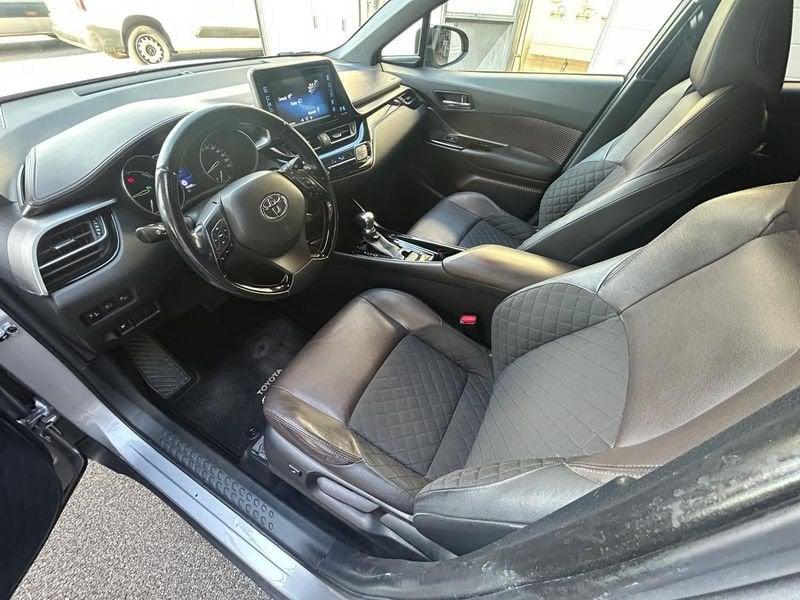 Toyota C-HR C-HR 1.8 Hybrid E-CVT Lounge