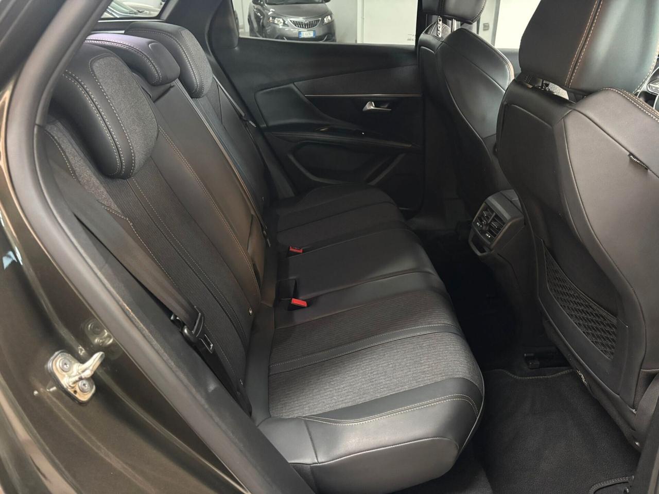 Peugeot 3008 BlueHDi 130 EAT8 GT Line
