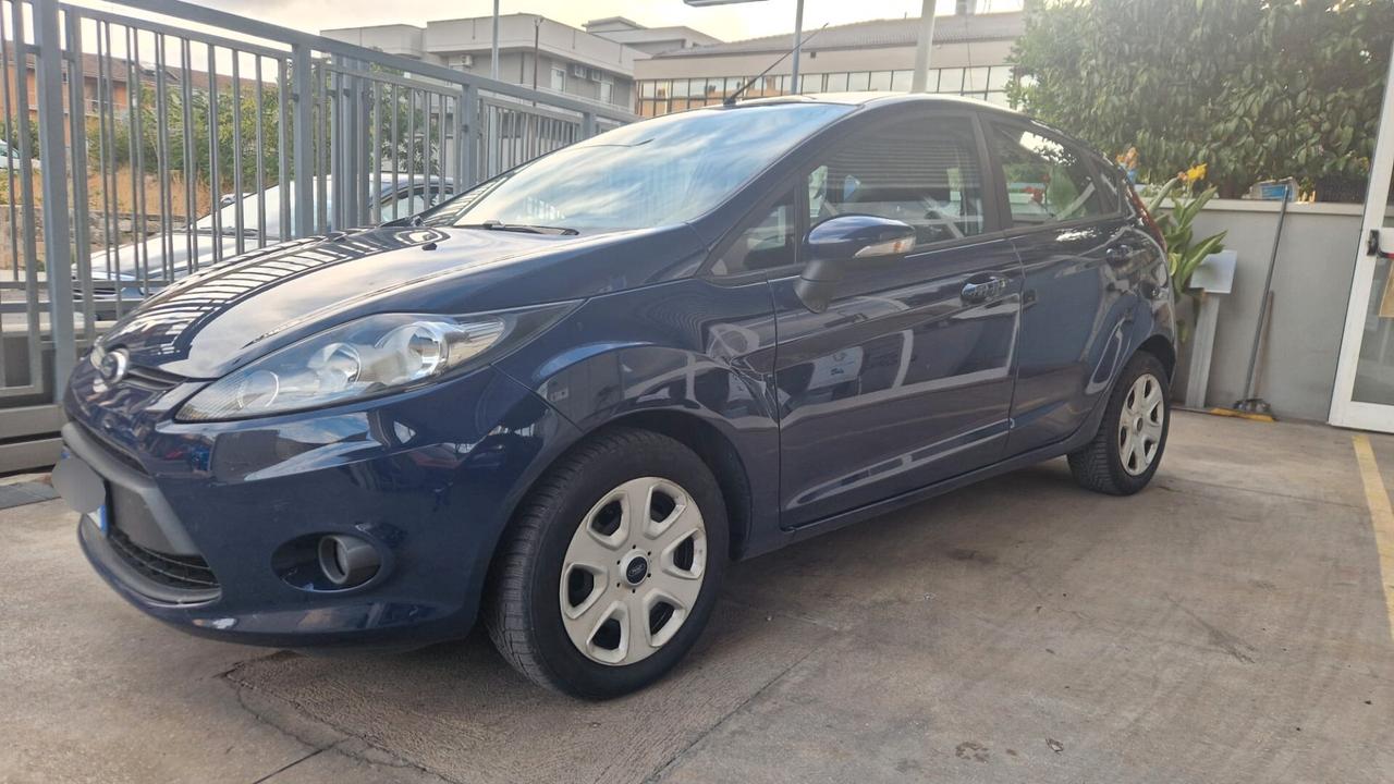 Ford Fiesta 1.4 TDCi 5p. aux AC neopat ok