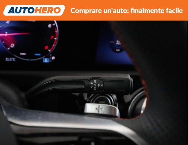 MERCEDES-BENZ A 180 Automatic AMG Line Premium