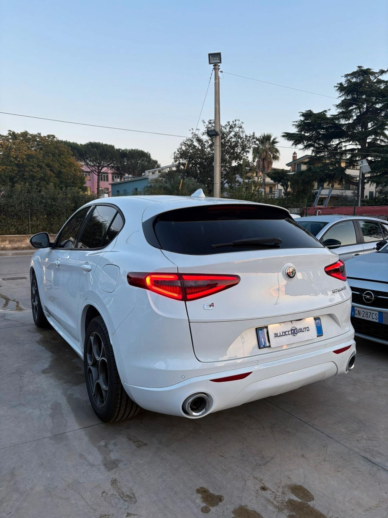 Alfa Romeo Stelvio 2.2 Turbodiesel 190 CV AT8 Q4