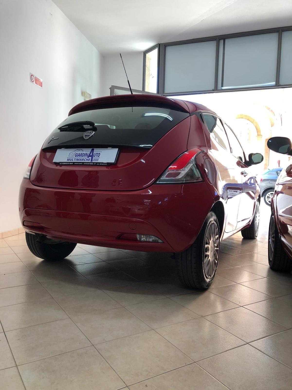 Lancia Ypsilon 1.3 MJT 16V 95 CV 5 porte S&S Gold