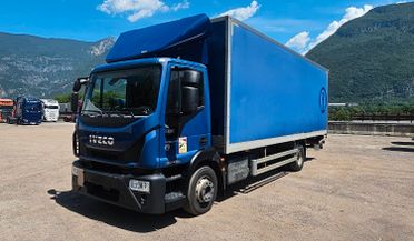 IVECO EUROCARGO 120 - 22 (Euro 6) 317.578 km