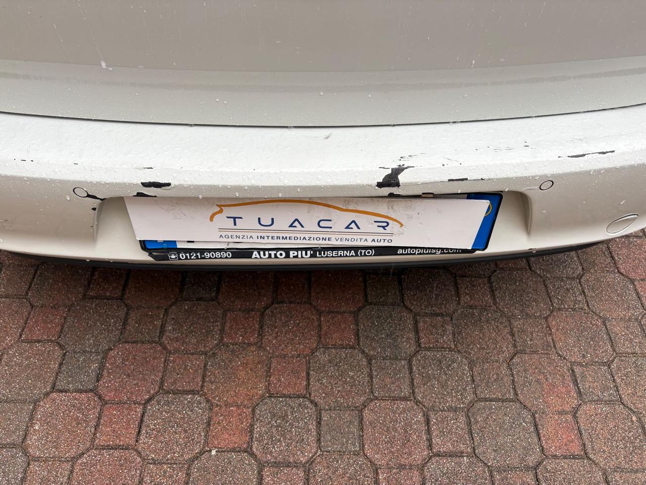 Volkswagen Golf 1.6 TDI Bluemotion #7595