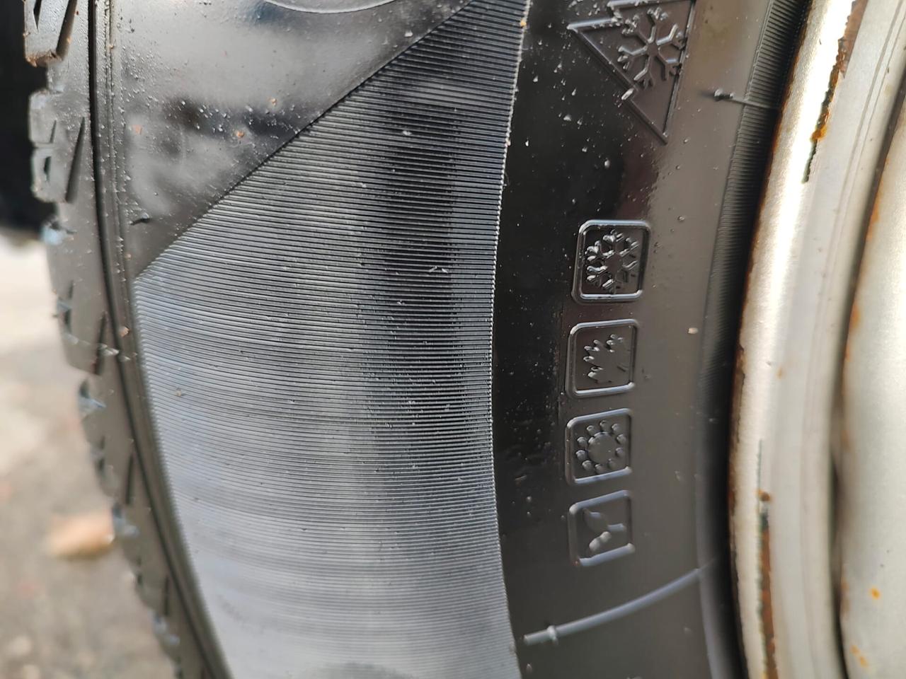 Dacia Duster 1.6 110CV 4x2 GPL Lauréate, EURO 5A, CON SCADENZA 2032, OK NEOPATENTATI, GARANZIA L.12 MESI