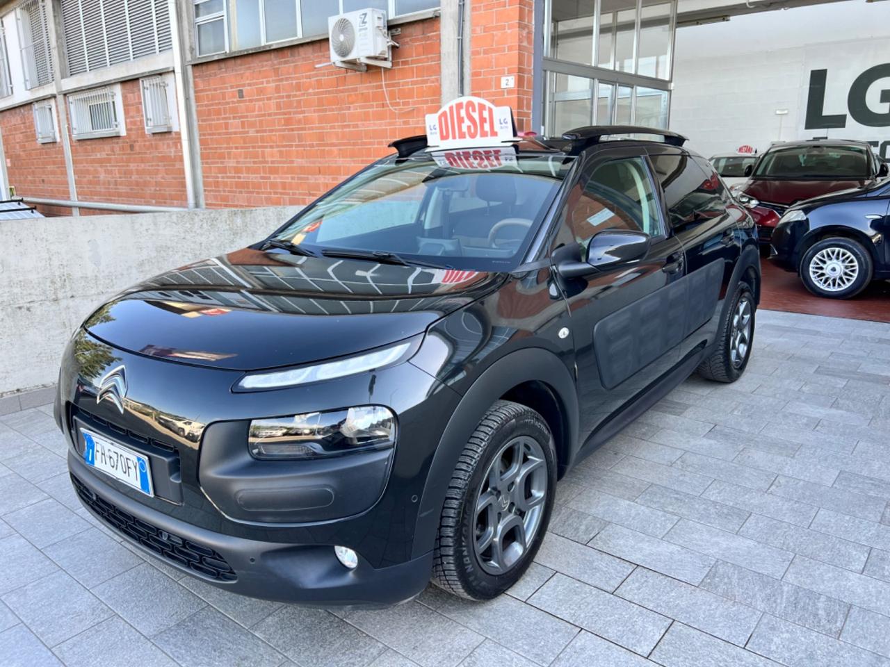 Citroen C4 Cactus BlueHDi 100 Shine