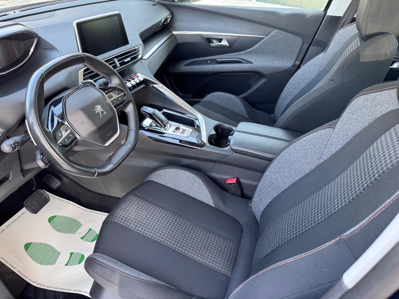 Peugeot 3008 BlueHDi 130 S&S EAT8 Active