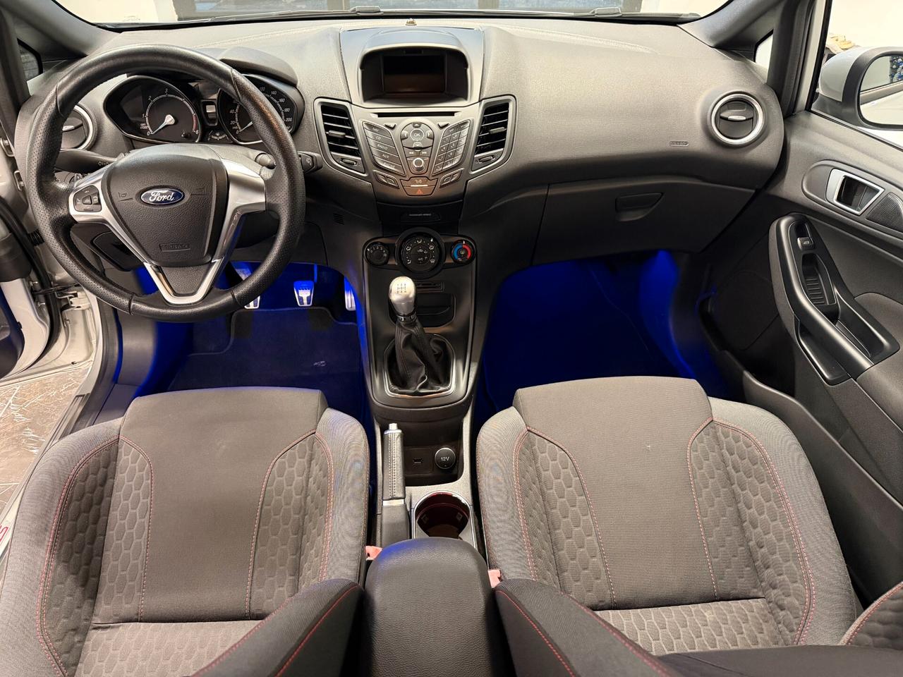 Ford Fiesta 1.5 TDCi 95CV 3 porte ST-Line NEOPATENTATI