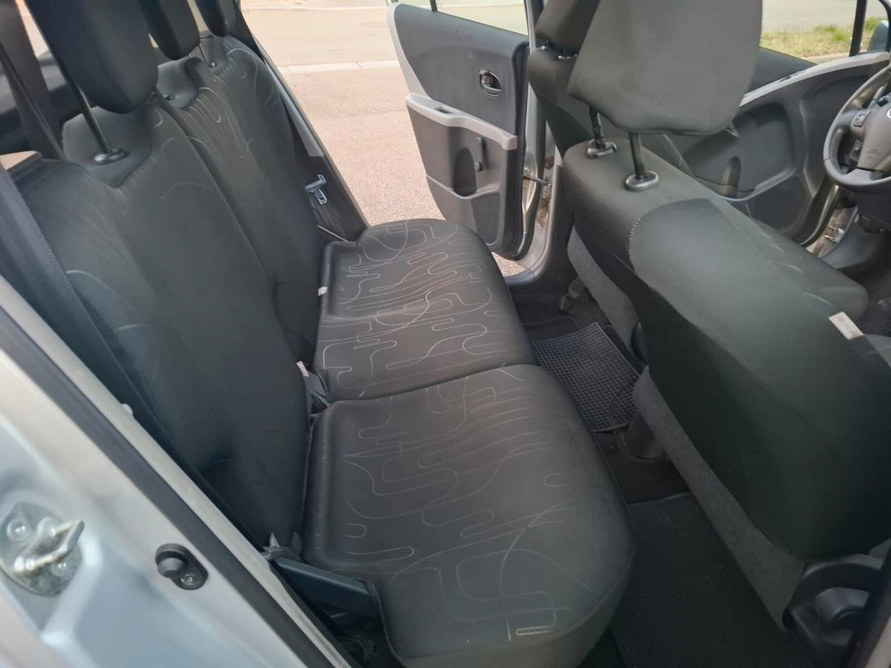 Toyota Yaris 1.0 5 porte SOLAMENTE 104.000 KM