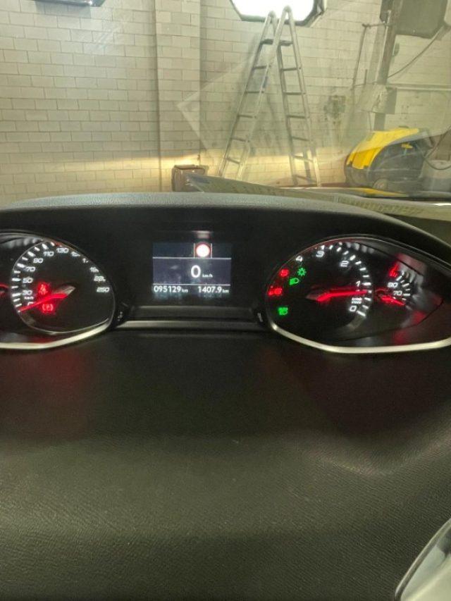 PEUGEOT 308 BlueHDi 130 S&S Allure