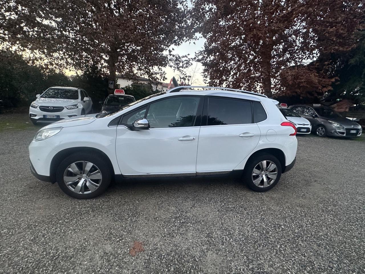 Peugeot 2008 PureTech 82 Allure