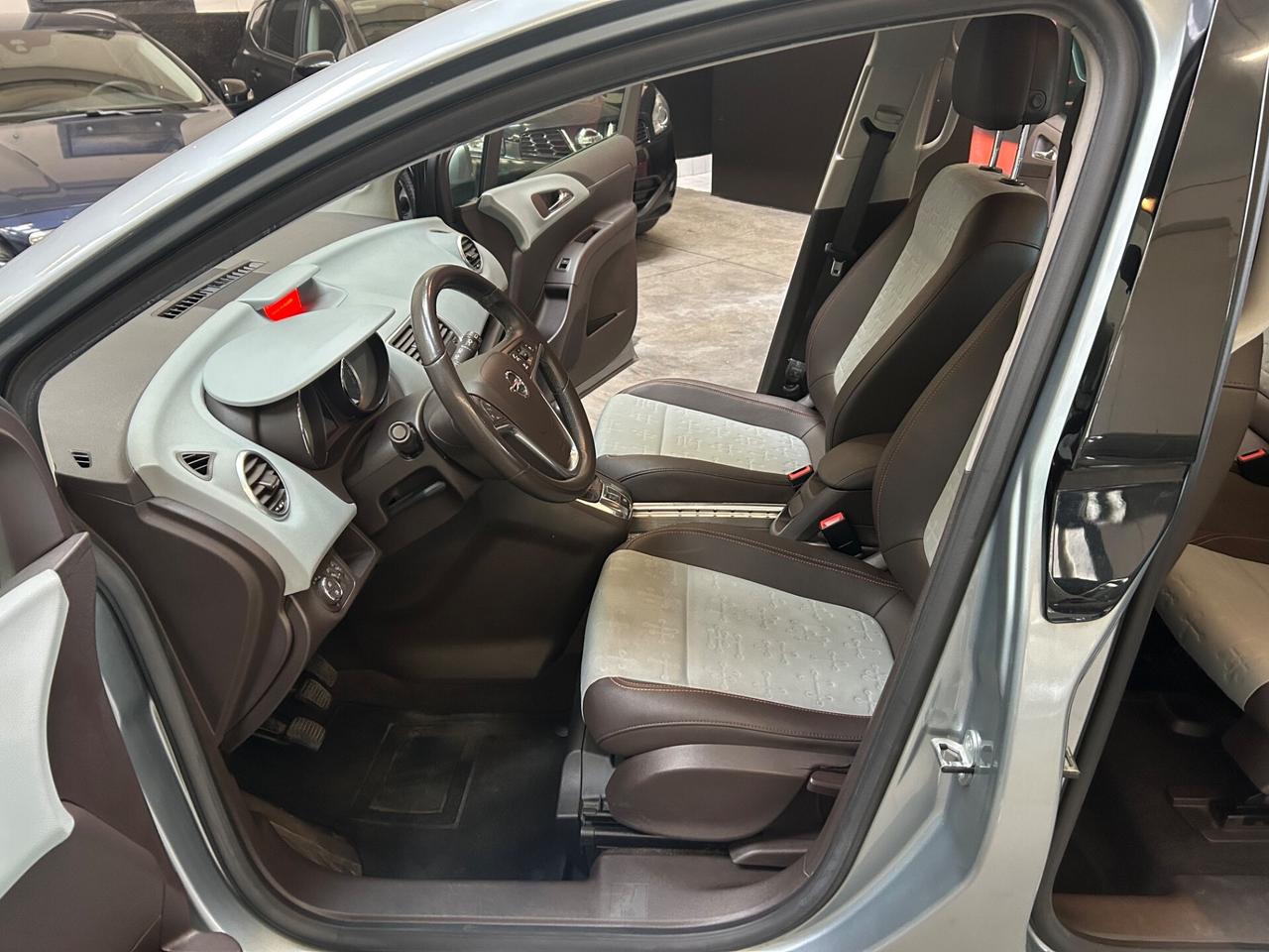 Opel Meriva 1.7 CDTI 110CV b-color Elective